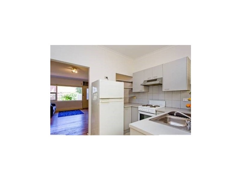 2/14 Beck Street, Henley Beach SA 5022