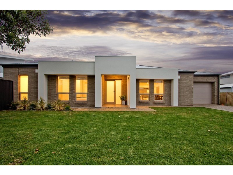 54 HMAS Australia Road, Henley Beach South SA 5022