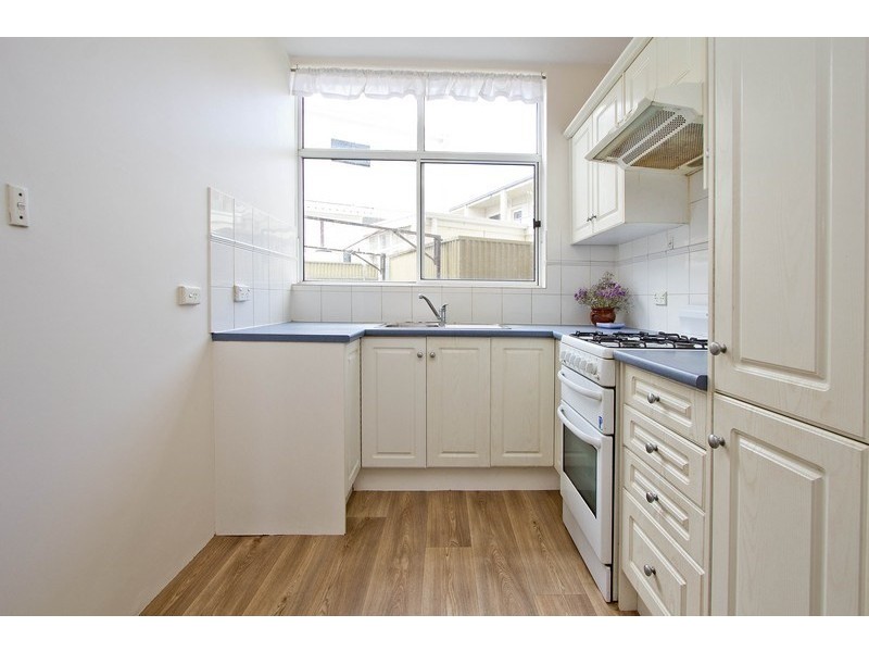 2/66 Seaview Road, West Beach SA 5024