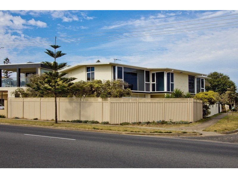 2/66 Seaview Road, West Beach SA 5024