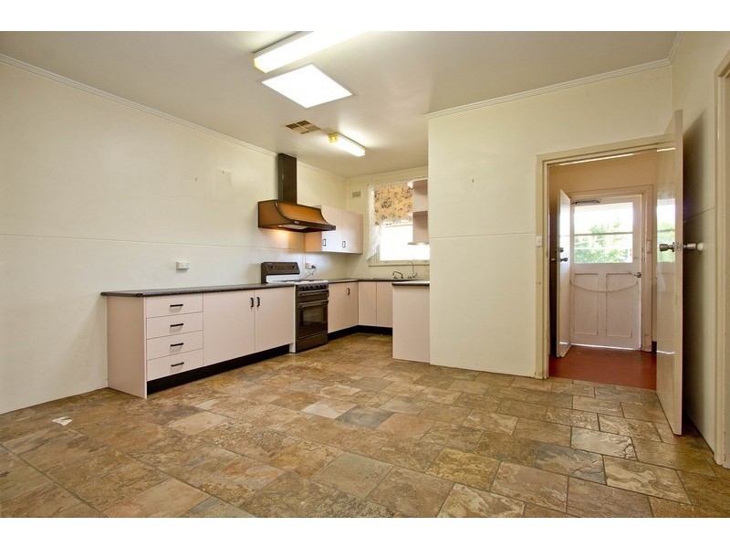 20 Hoskin Avenue, Kidman Park SA 5025