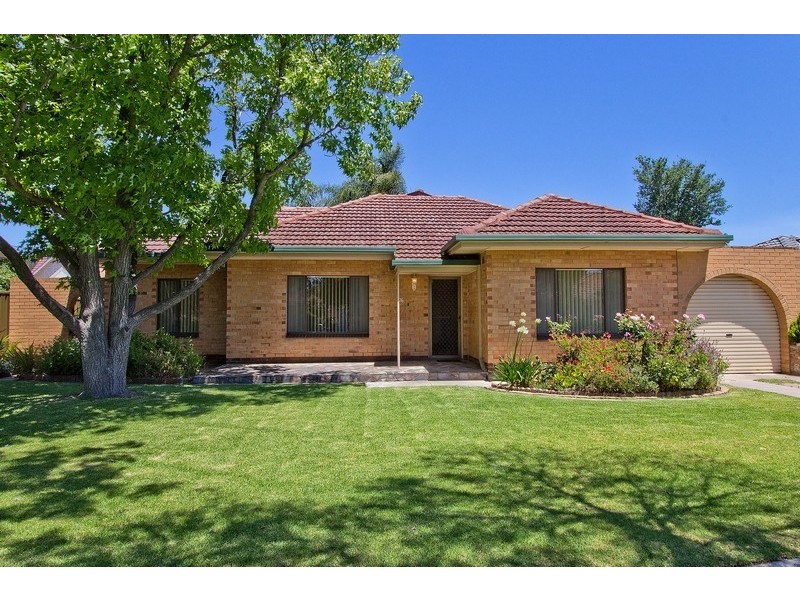26 Fairway Avenue, Glenelg North SA 5045