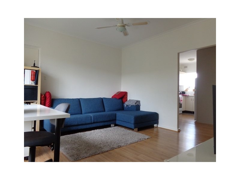 16/8 Montrose Avenue, Seaton SA 5023