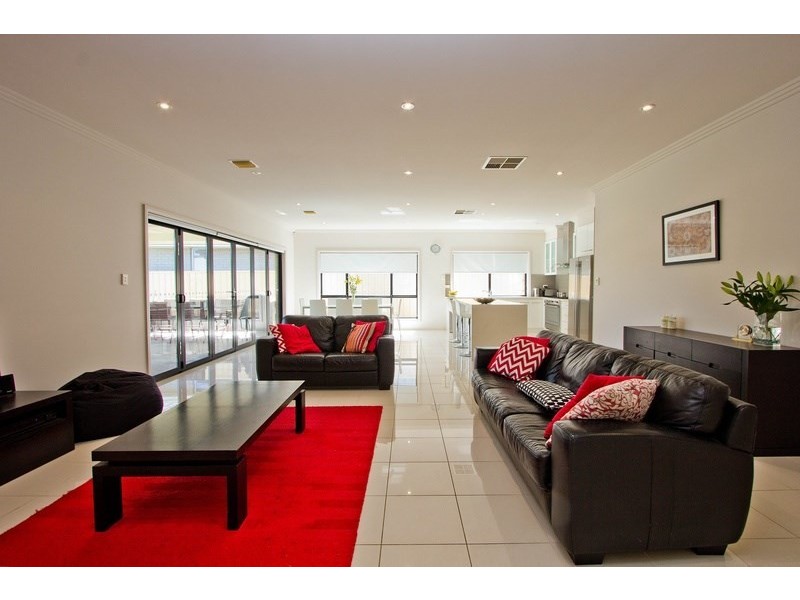 9 Griffiths Street, Henley Beach SA 5022