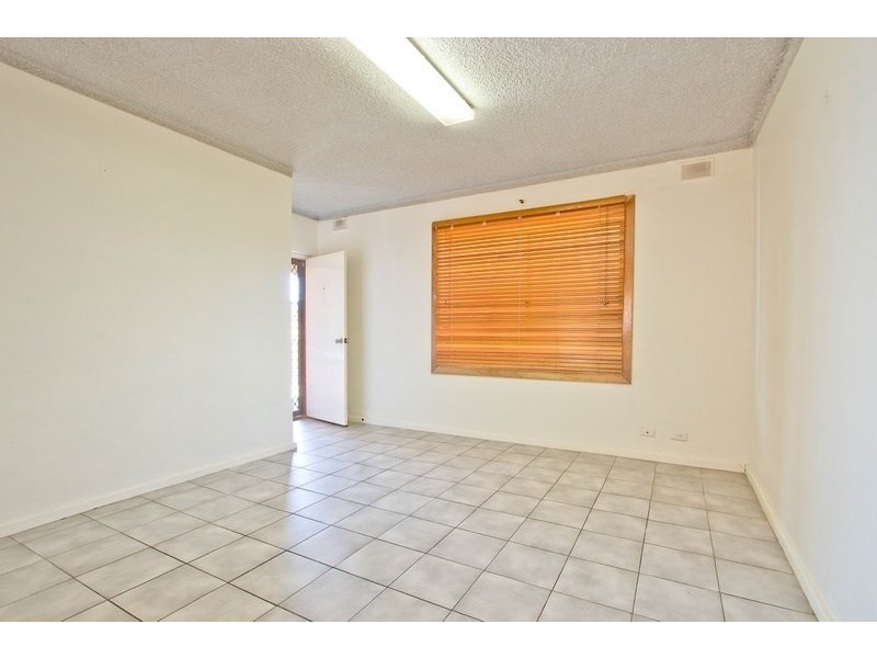 8/417 Seaview Road, Henley Beach SA 5022