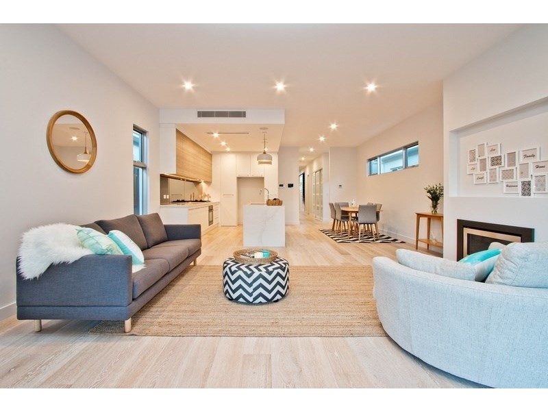 4 Lawrie Street, Henley Beach SA 5022