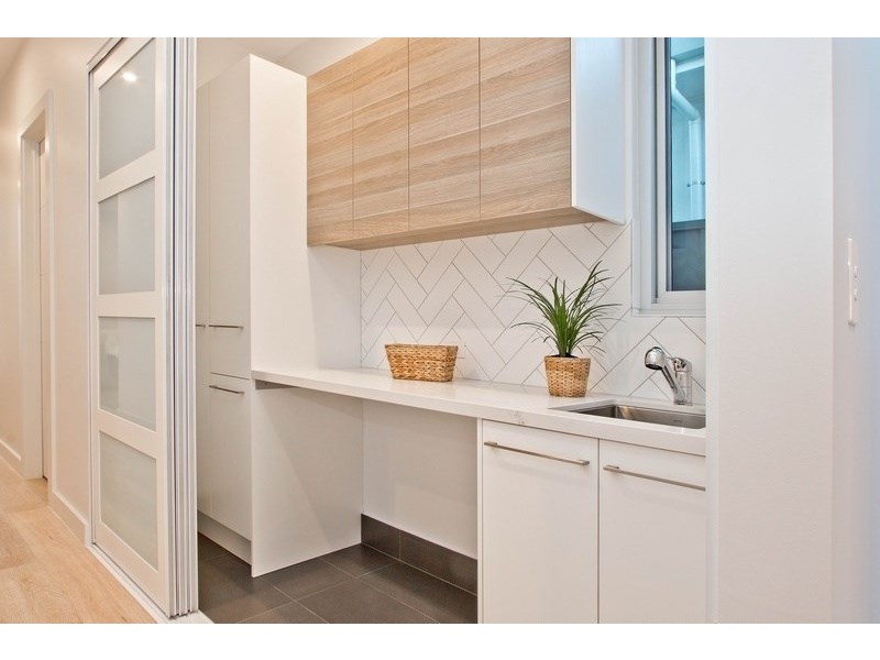 4 Lawrie Street, Henley Beach SA 5022