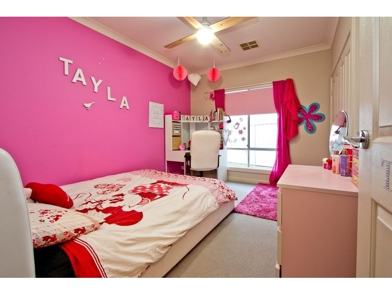 4 Hoy Crescent, Henley Beach SA 5022