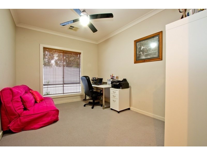 4 Hoy Crescent, Henley Beach SA 5022