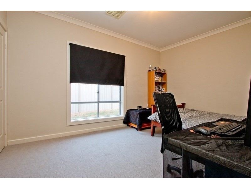 4 Hoy Crescent, Henley Beach SA 5022