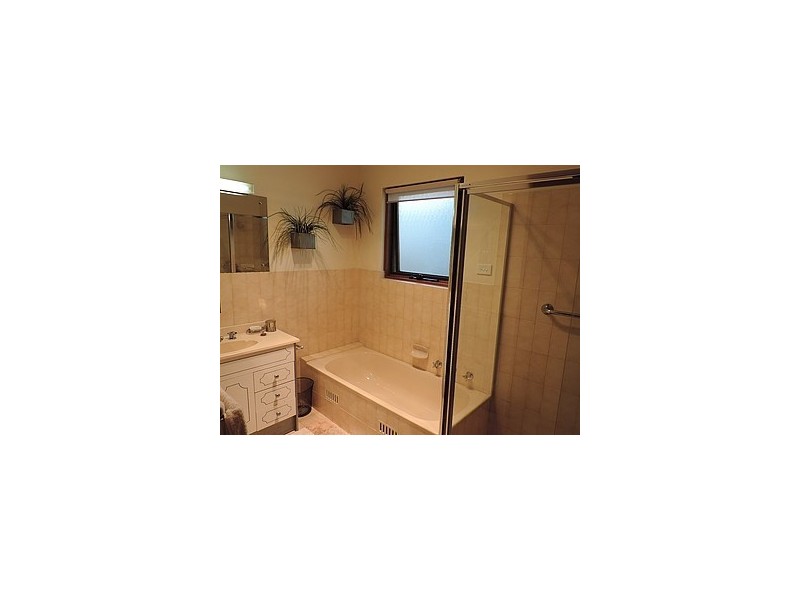 11 Hazel Terrace, Henley Beach South SA 5022