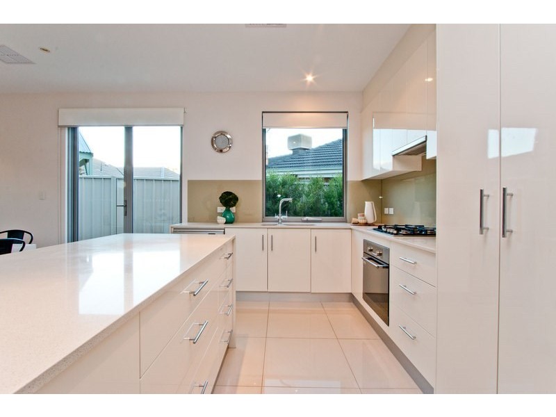 33A Sharpie Crescent, Grange SA 5022