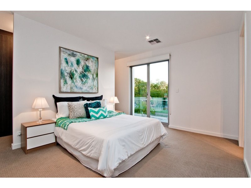 33A Sharpie Crescent, Grange SA 5022