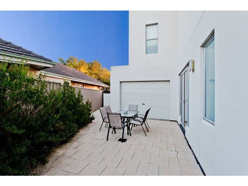 33A Sharpie Crescent, Grange SA 5022
