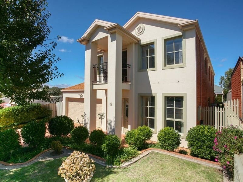 5 Peppermint Close, Greenwith SA 5125