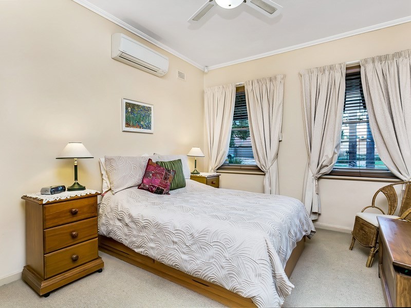 18 Fitch Road, Fulham SA 5024