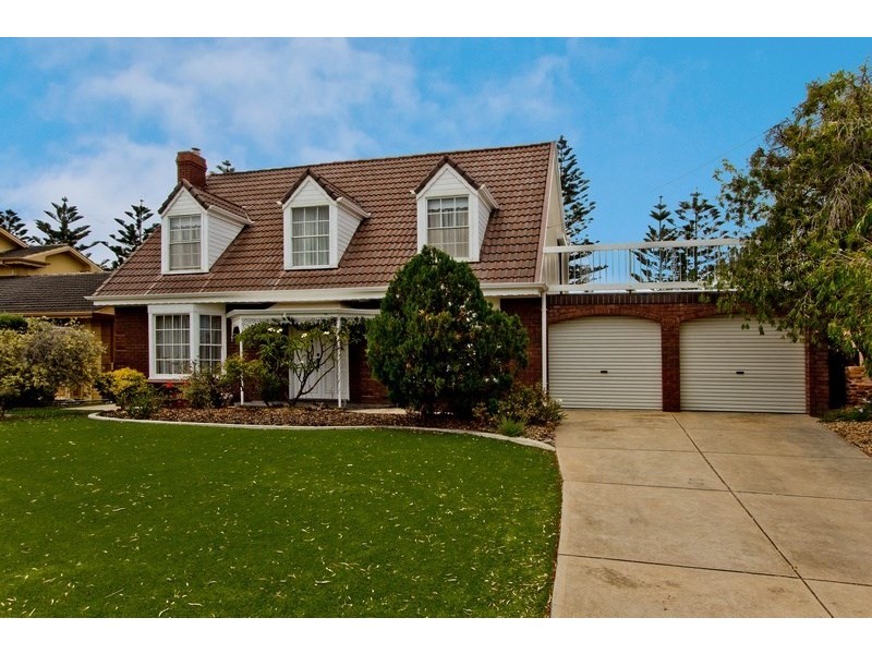 7 Chetwynd, West Beach SA 5024