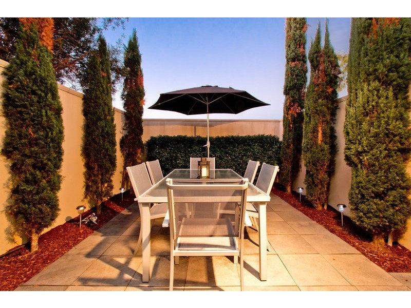 16 Davis Street, West Beach SA 5024