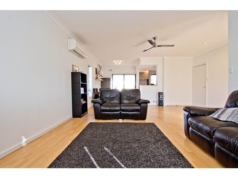 4 Waverley Street, Largs Bay SA 5016