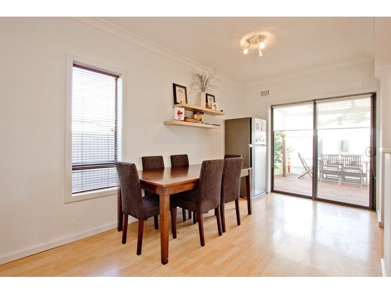 4 Waverley Street, Largs Bay SA 5016