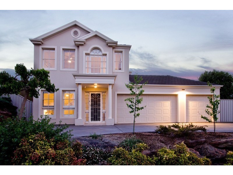 8 Sandalwood Crescent, Flagstaff Hill SA 5159