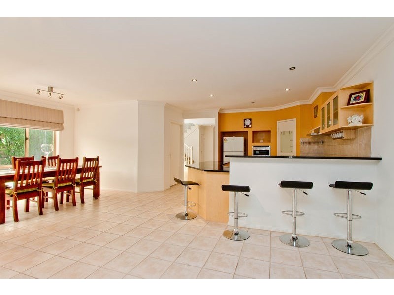 8 Sandalwood Crescent, Flagstaff Hill SA 5159