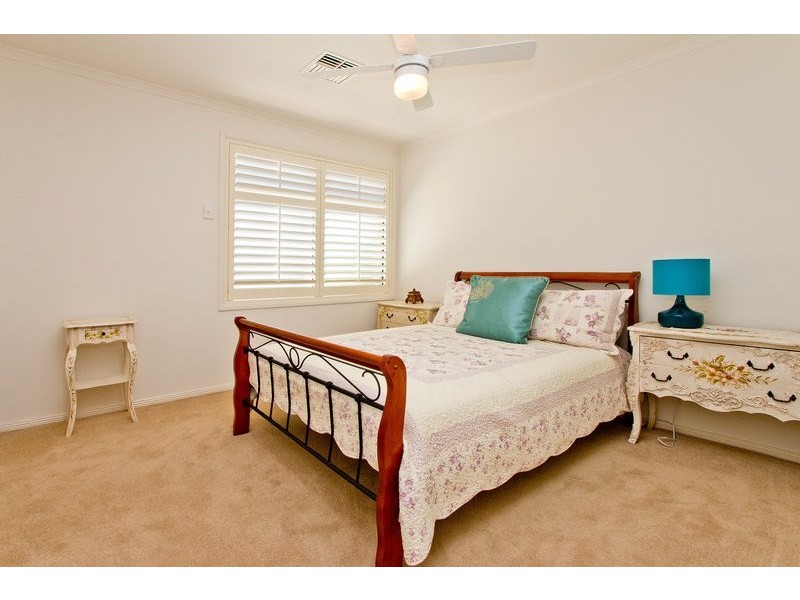 8 Sandalwood Crescent, Flagstaff Hill SA 5159