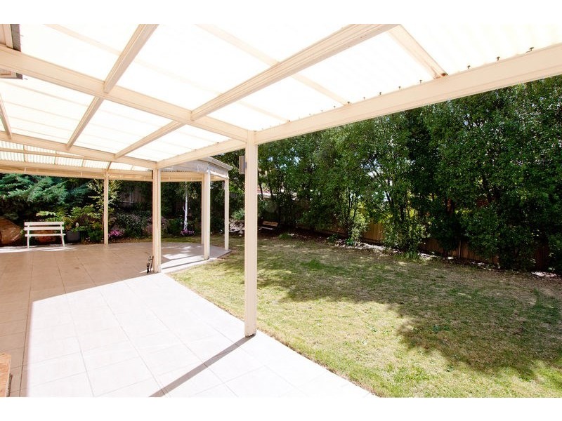 8 Sandalwood Crescent, Flagstaff Hill SA 5159