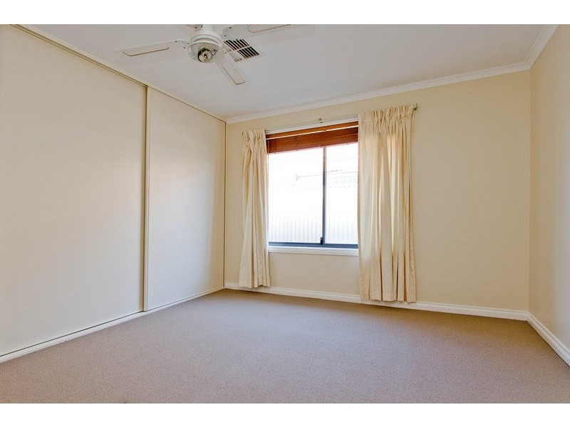 4 Lutana Crescent, Mitchell Park SA 5043