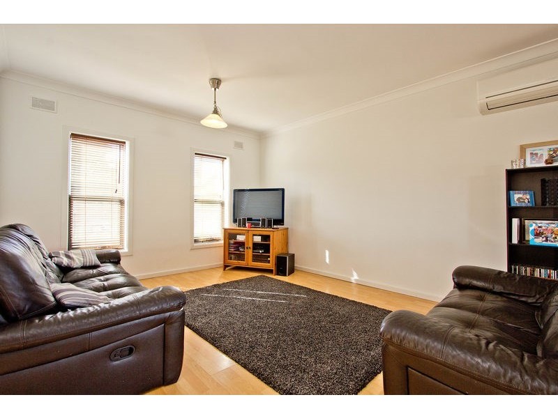 4 Waverley Street, Largs Bay SA 5016