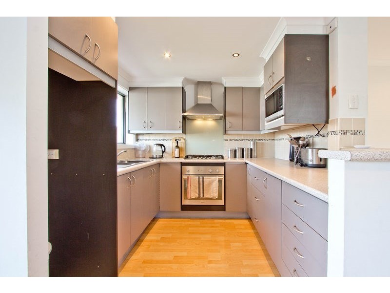 4 Waverley Street, Largs Bay SA 5016