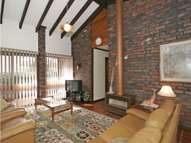 2 Meredith Avenue, Fulham SA 5024