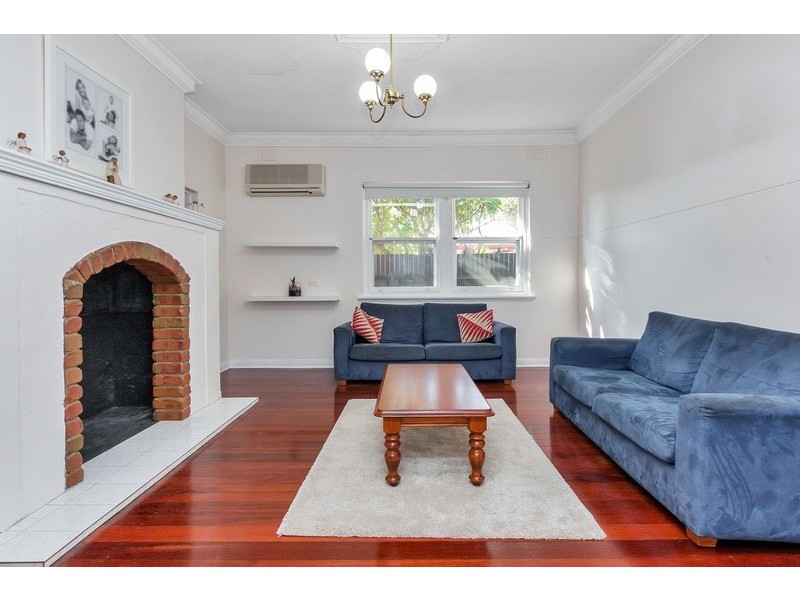 380 Tapleys Hill Road, Seaton SA 5023