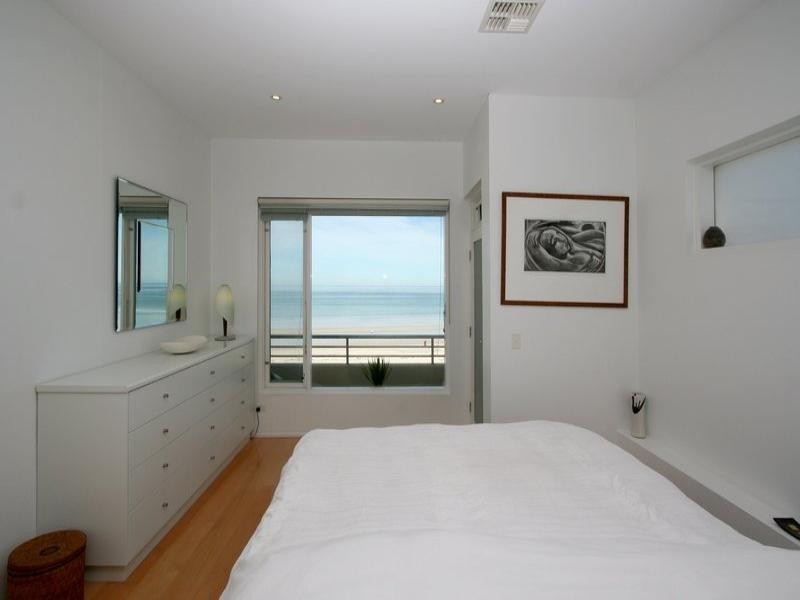 379B Esplanade, Henley Beach SA 5022