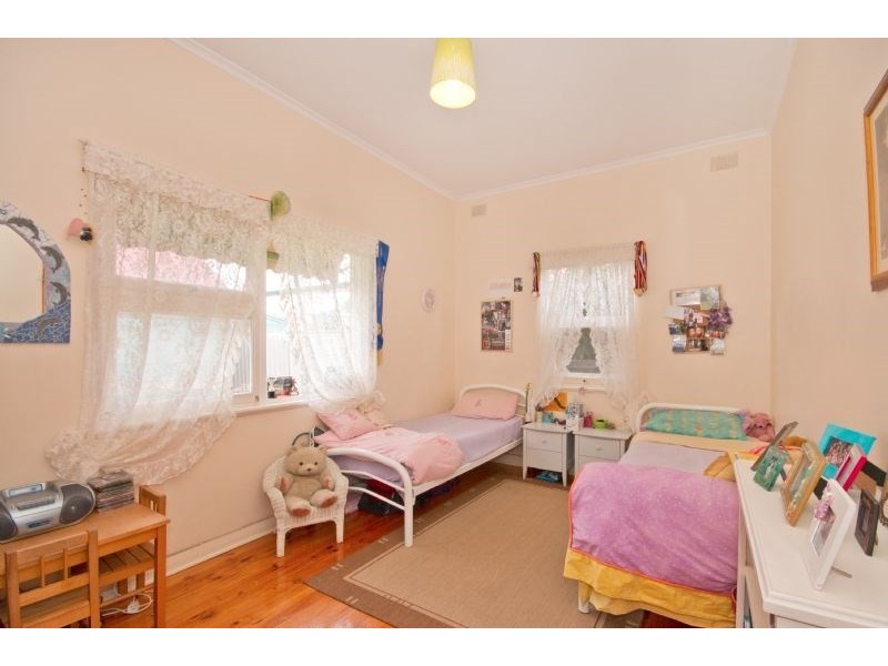 132 East Terrace, Henley Beach SA 5022