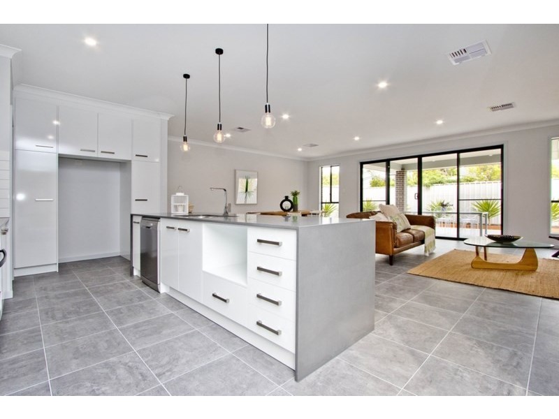 6 Bentley Avenue, Fulham Gardens SA 5024