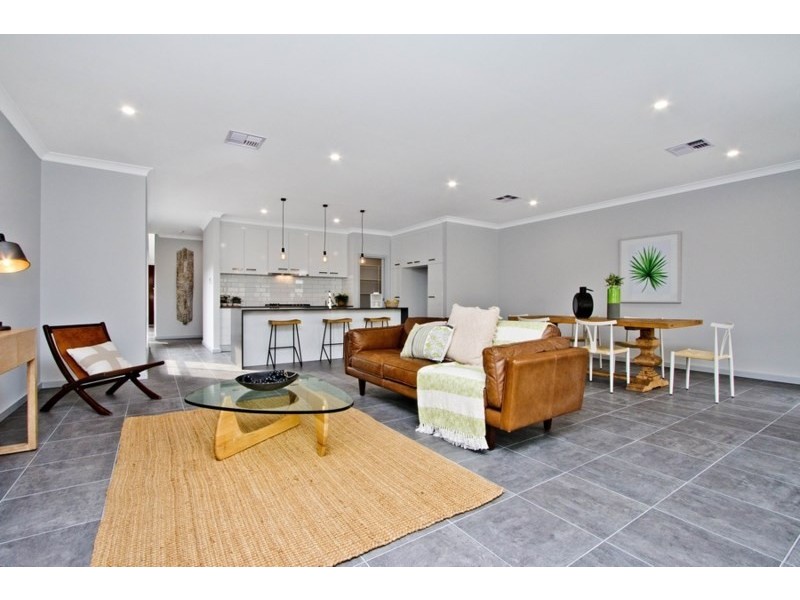 6 Bentley Avenue, Fulham Gardens SA 5024