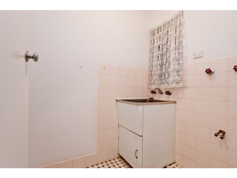 2, 196 Sportsmans Drive, West Lakes SA 5021