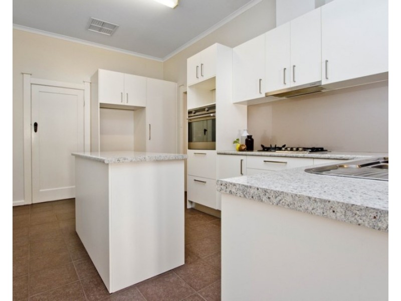 1 White Avenue, Lockleys SA 5032