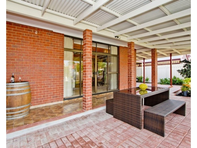 1 White Avenue, Lockleys SA 5032