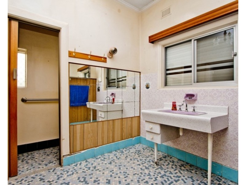 21 Hennessy Terrace, Rosewater SA 5013