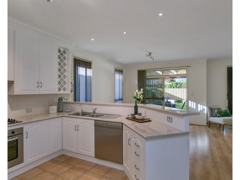 8 Aylwin Street, Henley Beach South SA 5022