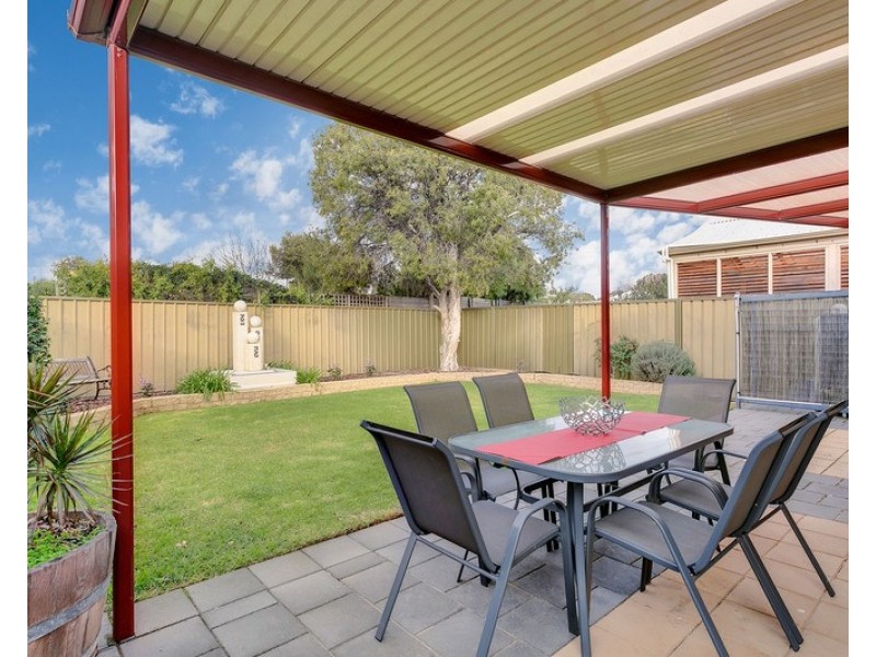 8 Aylwin Street, Henley Beach South SA 5022
