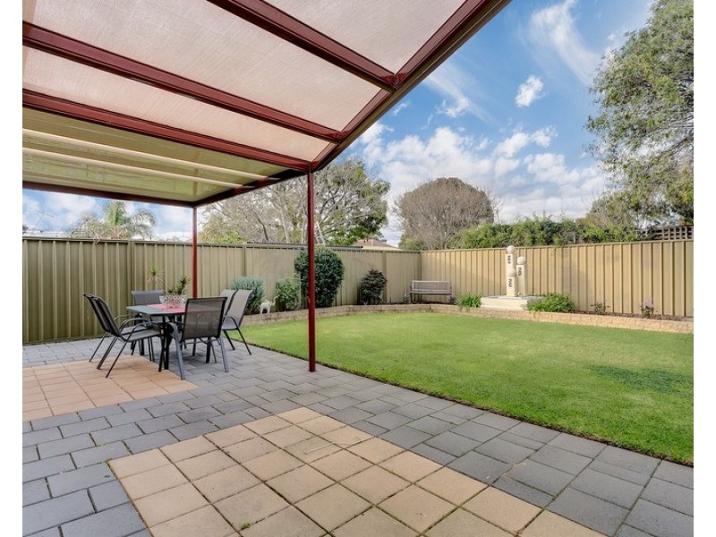 8 Aylwin Street, Henley Beach South SA 5022