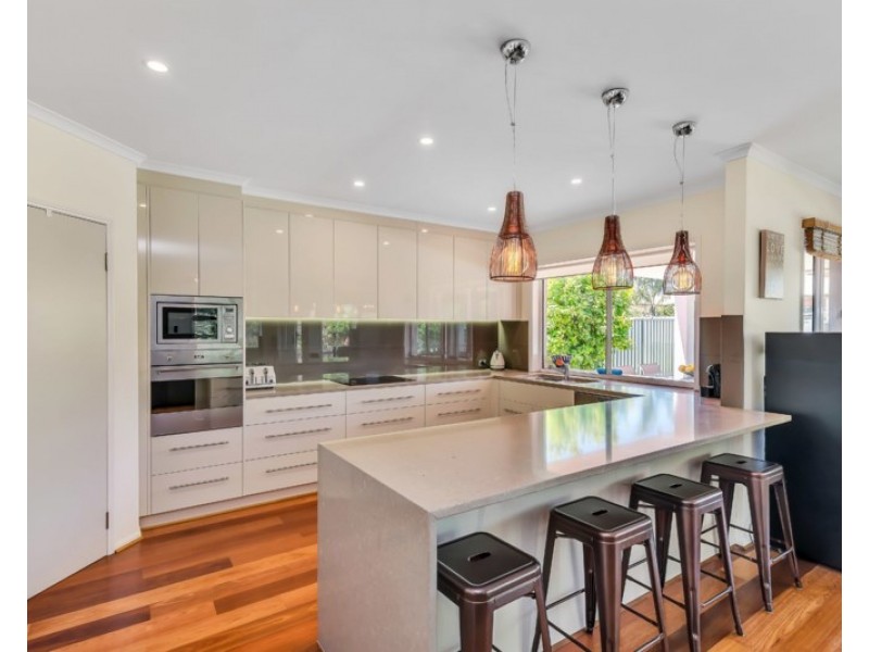 15 Lasscock Avenue, Lockleys SA 5032