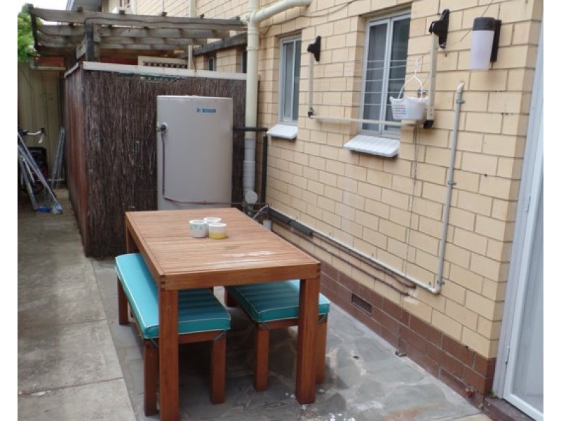 2, 27 Wright Street, Henley Beach SA 5022