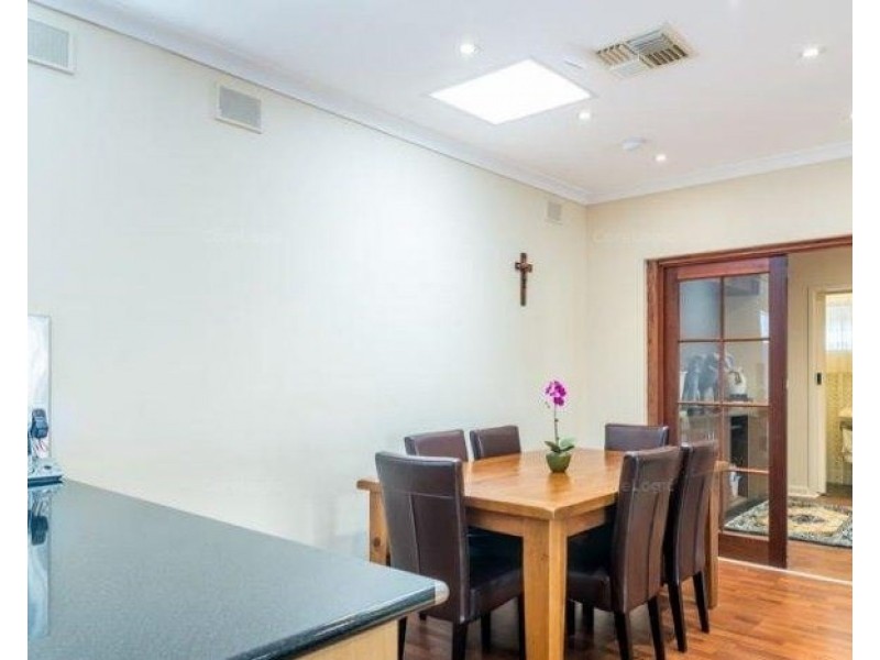 4 Messenger Road, Fulham Gardens SA 5024