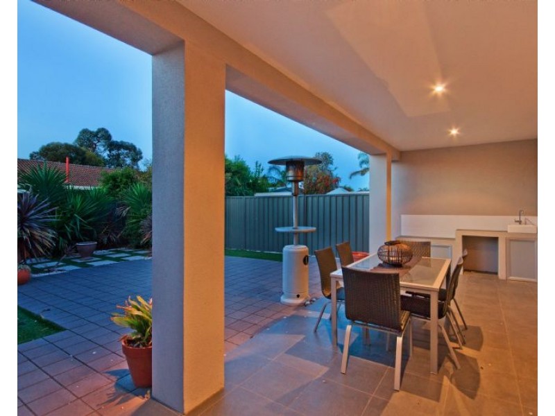 8A Harrow Road, Kidman Park SA 5025