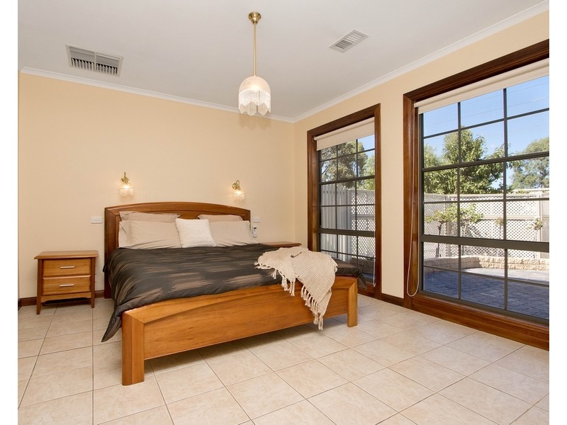 4 Cairns Avenue, Lockleys SA 5032