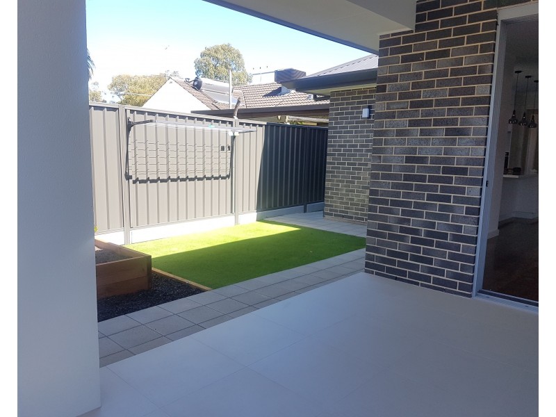 4 Henderson Street, Henley Beach SA 5022